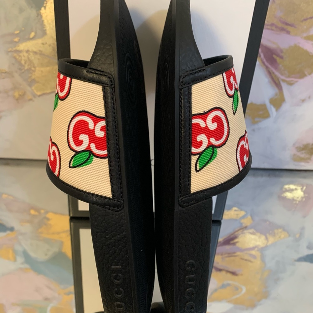 Gucci Limited Edition Apple Slides Sandals - Picture 5 of 9